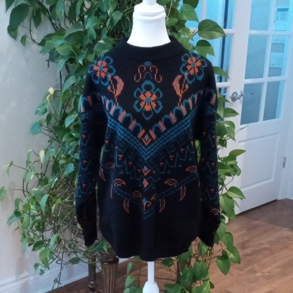 Elegant Floral Black Sweater
